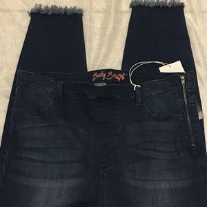 Celebrity pink / Body sculpt Jeans/ Size 15/32